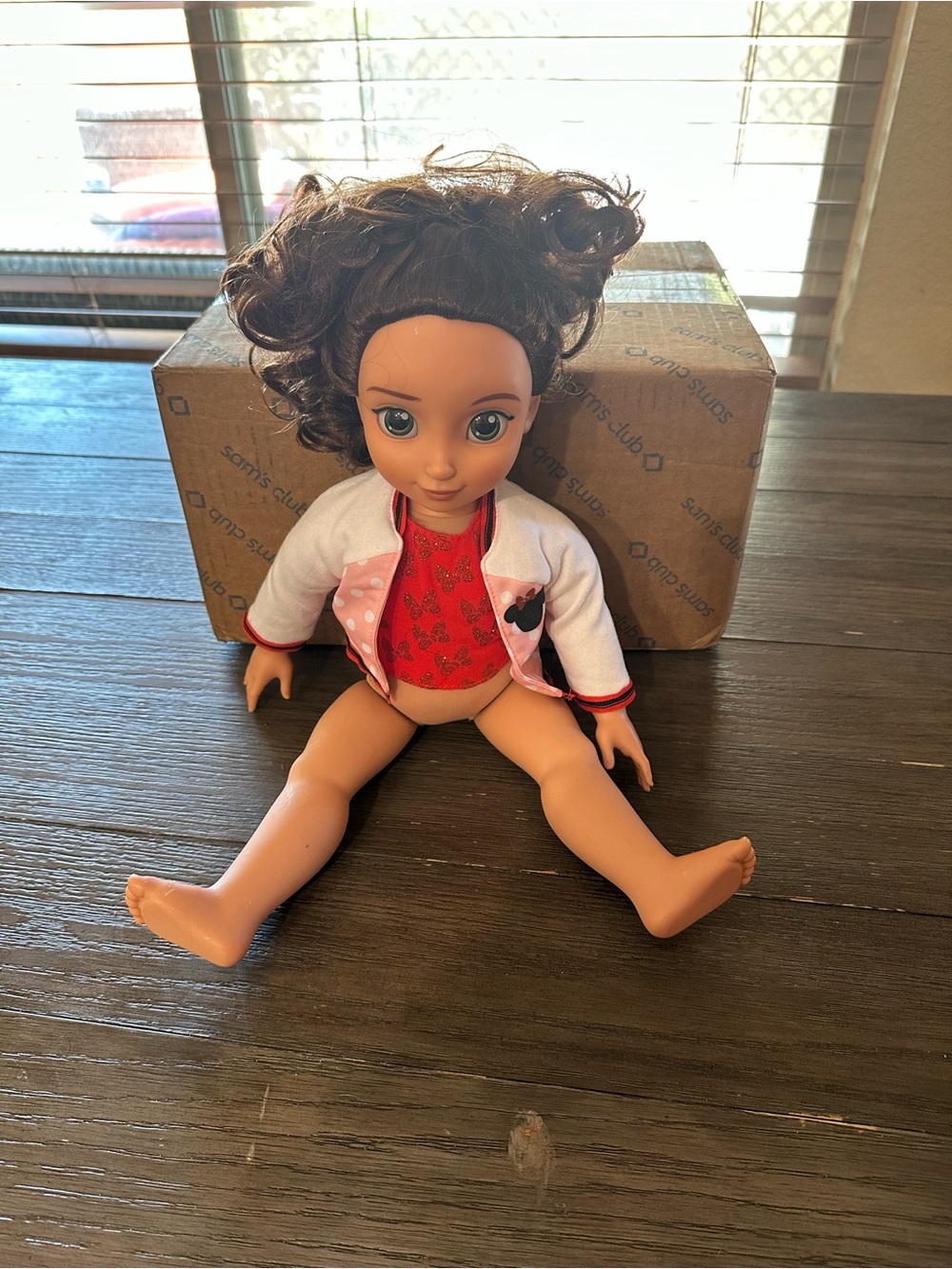 Disney ILY 4EVER Minnie 18” Doll Brown Hair/Green Eyes